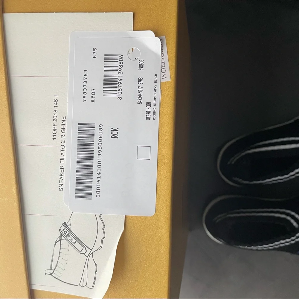 Fendi Love in Filato black Sneakers - Picture 6 of 9